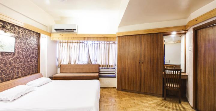 Treebo Trend Sahara Hotel Poona Buitenkant foto