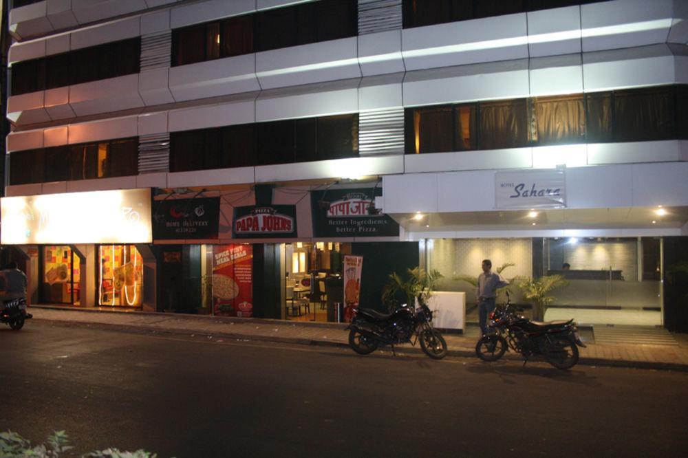 Treebo Trend Sahara Hotel Poona Buitenkant foto