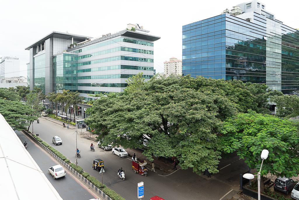 Treebo Trend Sahara Hotel Poona Buitenkant foto